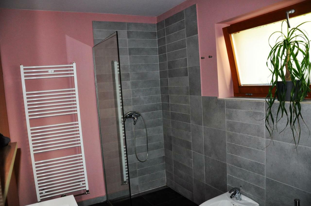 Apartma Rosa Spodnji Otok 外观 照片