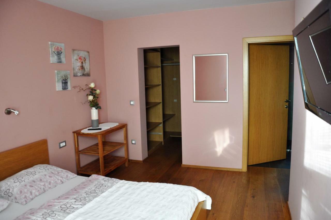 Apartma Rosa Spodnji Otok 外观 照片